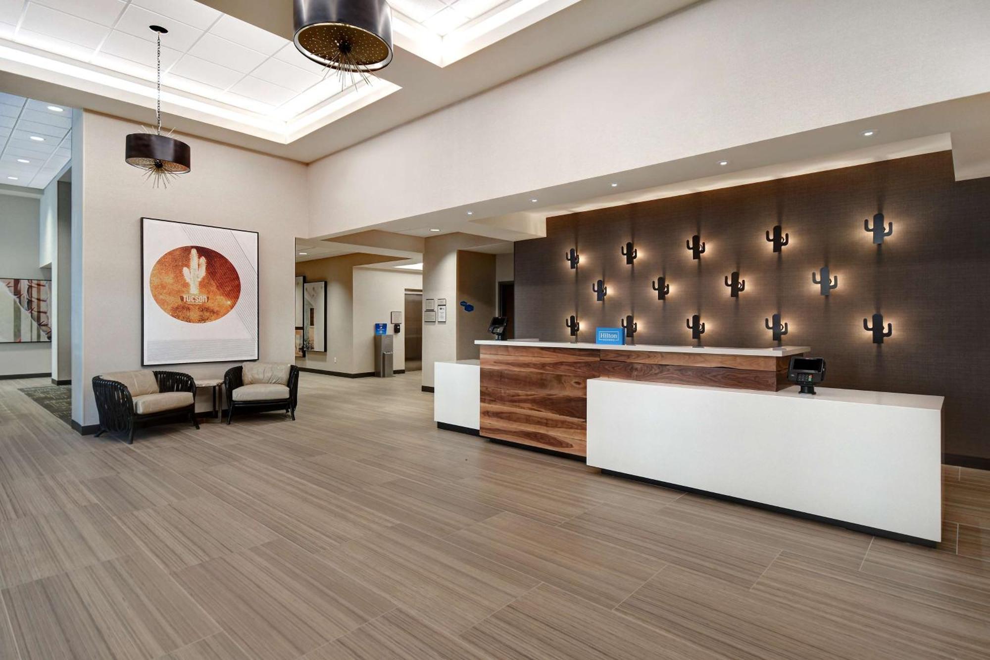 Home2 Suites By Hilton Tucson Downtown ภายนอก รูปภาพ